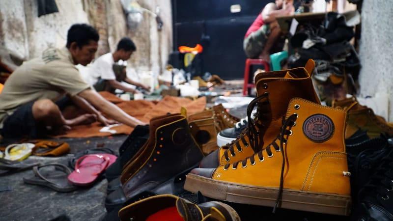 Supriyadi Perajin Sepatu